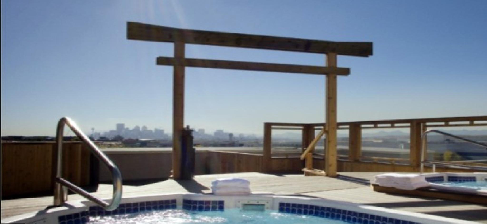 Acclaim By Clique Hotel