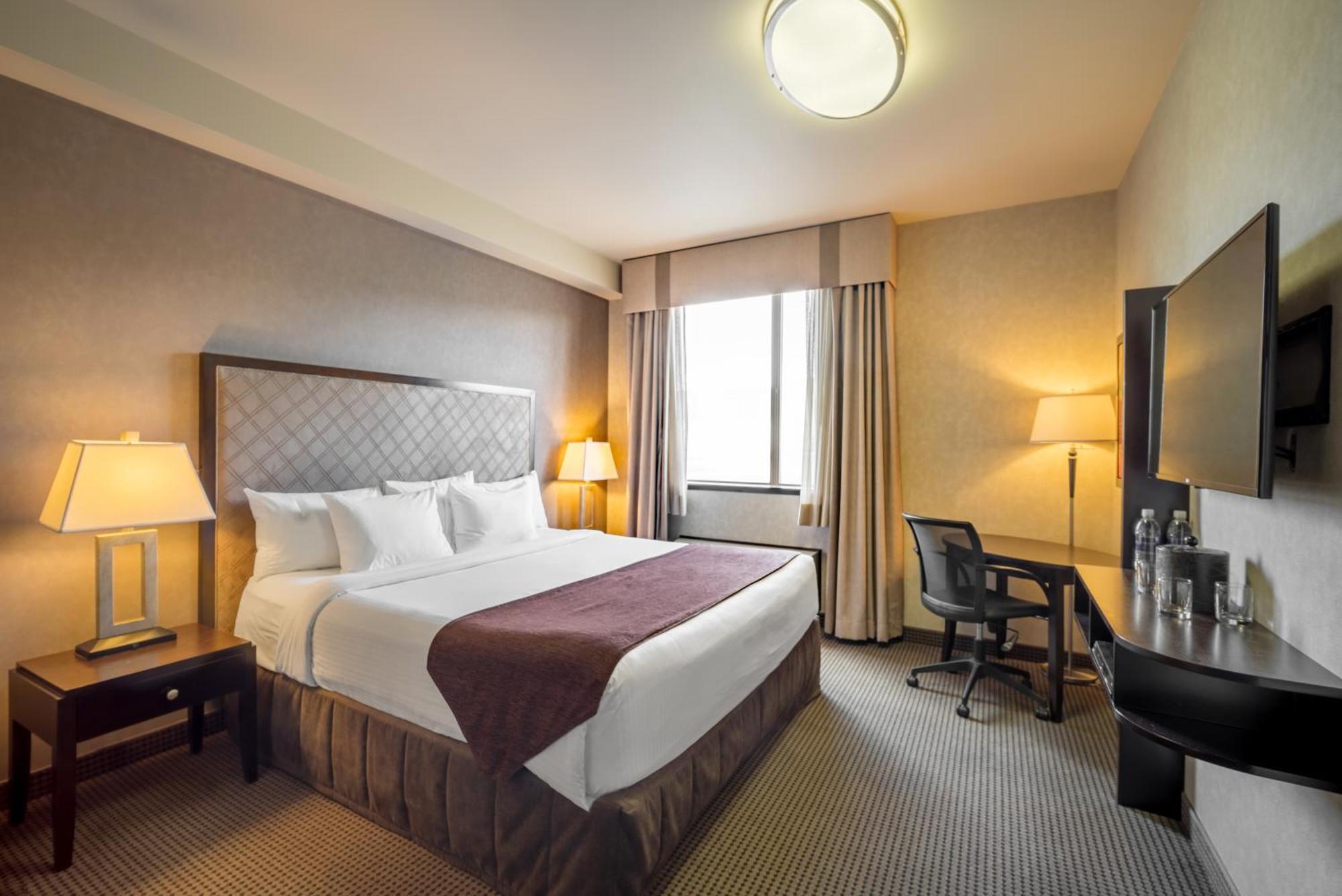 Acclaim By Clique Hotel
