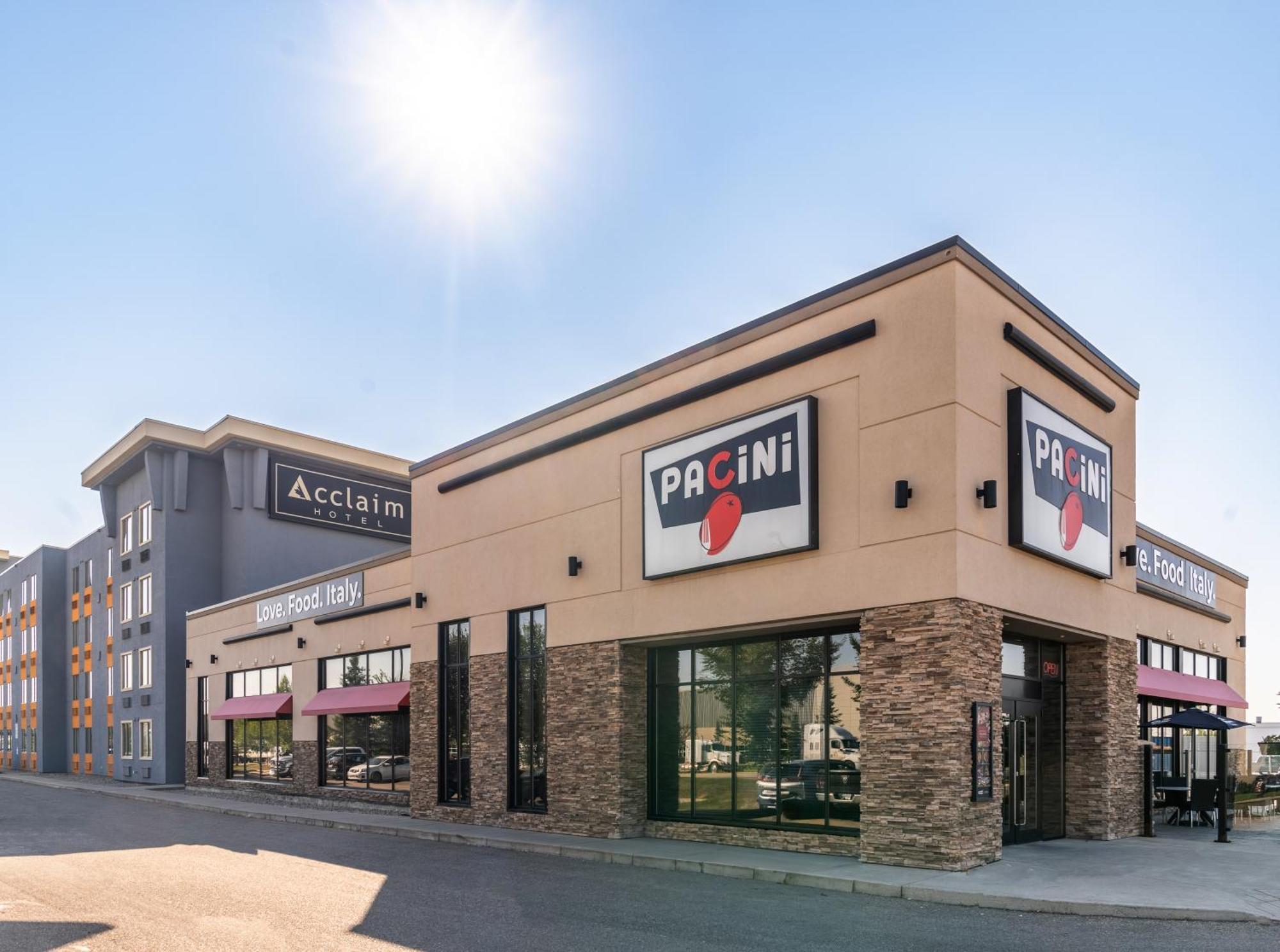 Acclaim By Clique Hotel